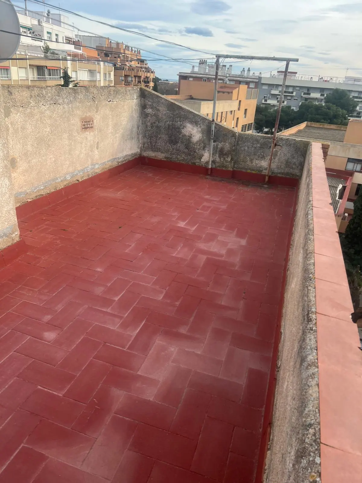 Terraza con suelo nuevo: después de la reforma